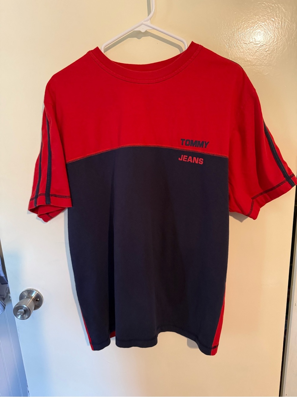 Men’s size L - Tommy Hilfiger Red and Navy Colorblock Short Sleeve Tee